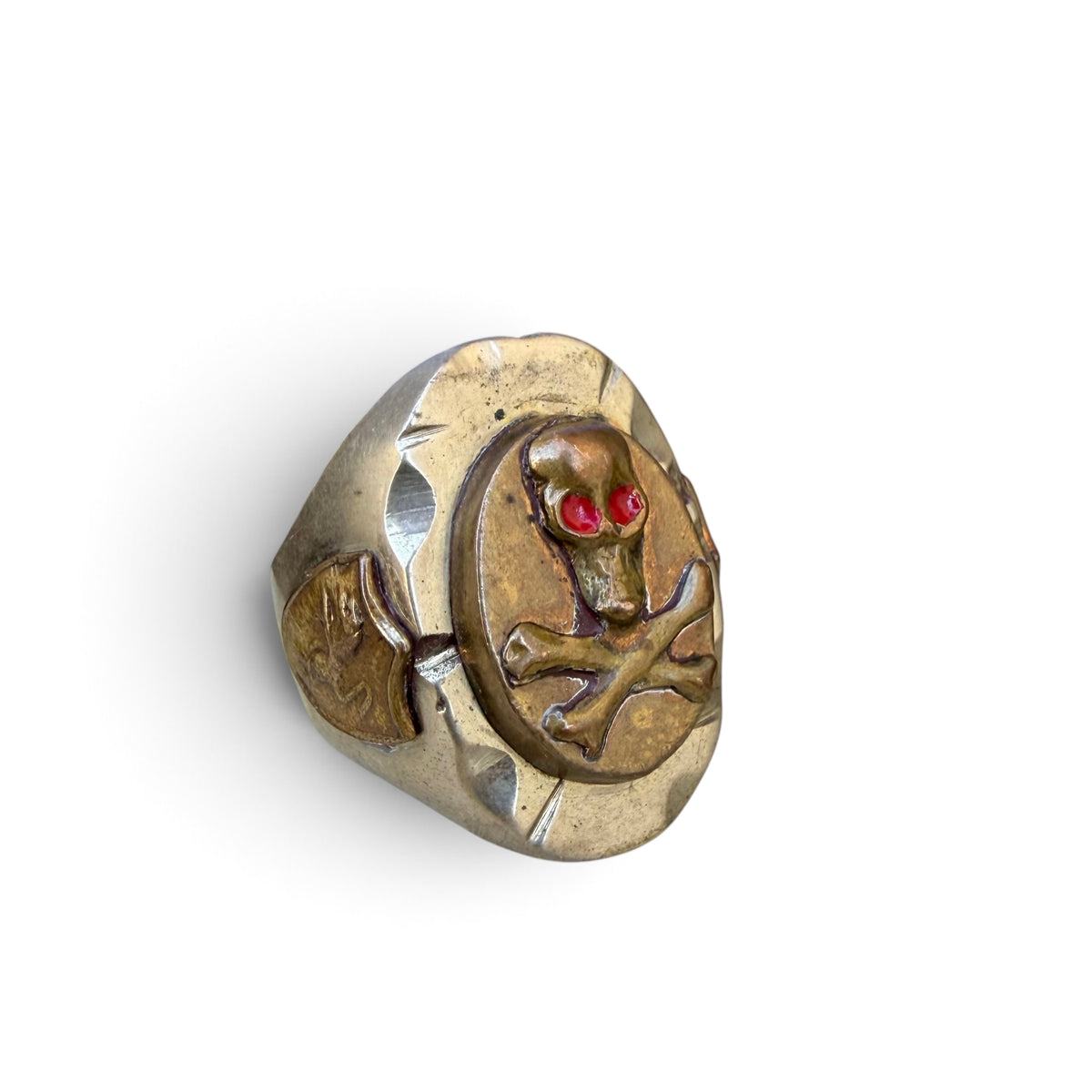 1940s Oval-shaped Skinny Skull Mexico Souvenir Ring