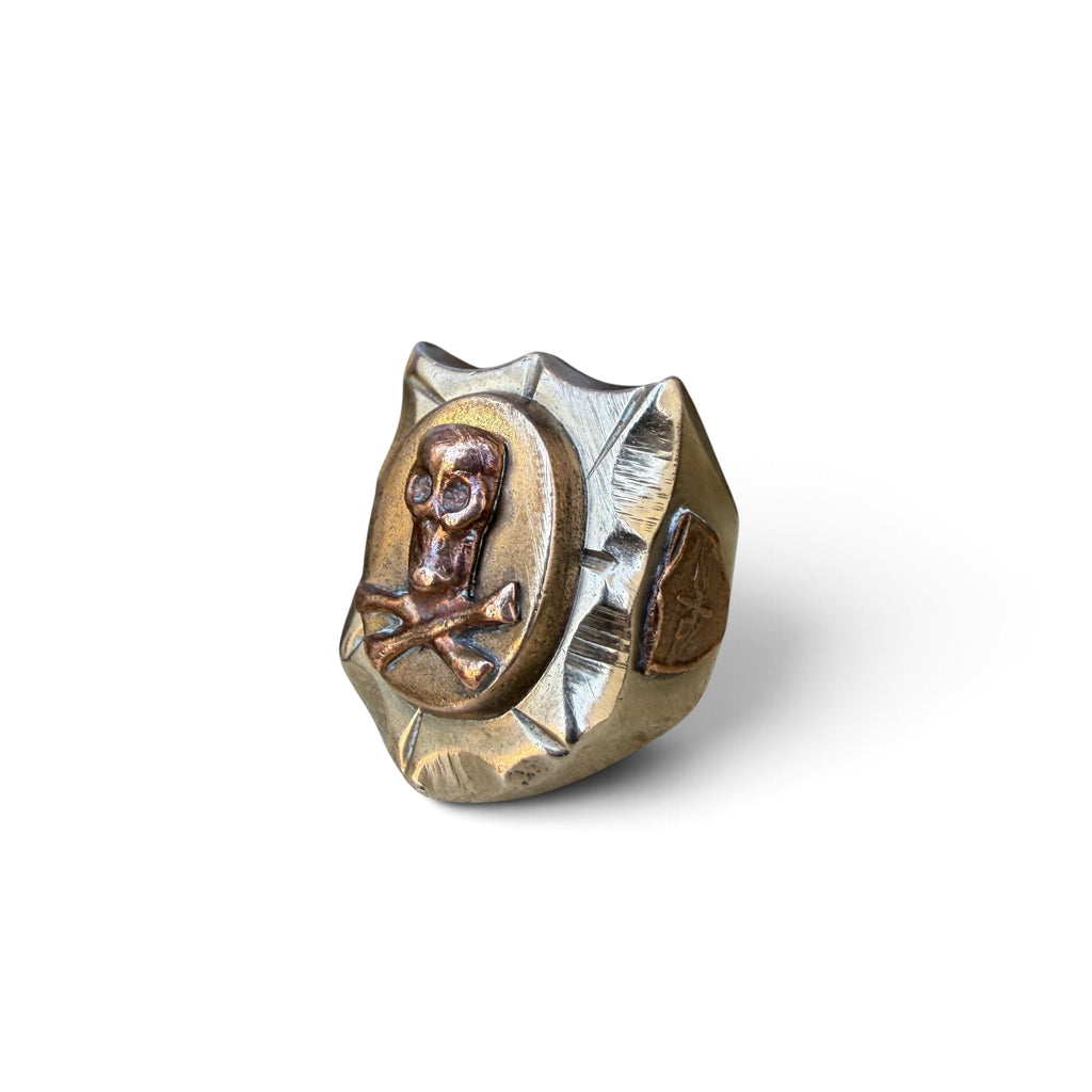 1940s Shield-shaped Skinny Skull Mexico Souvenir Ring